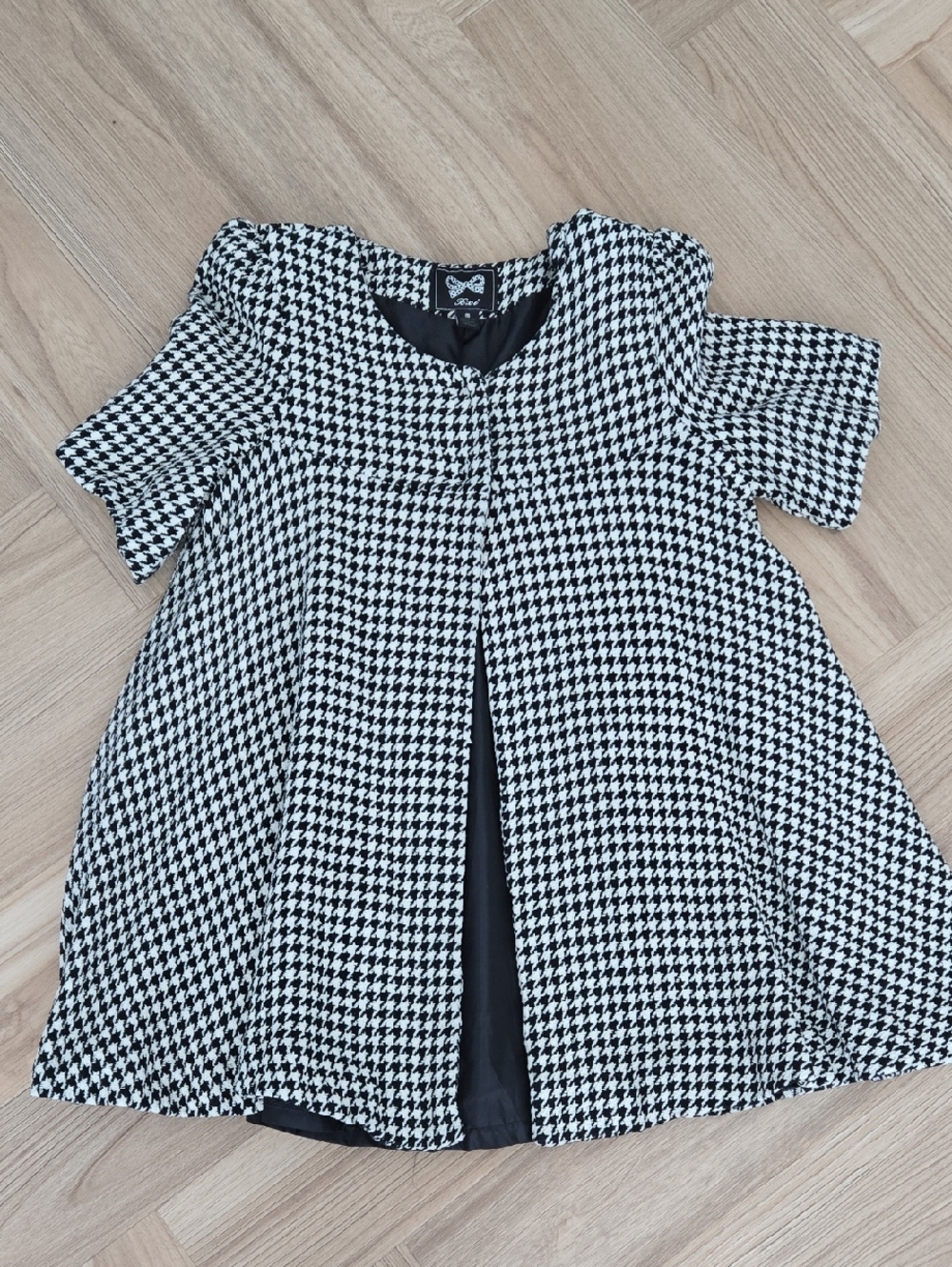 Forever 21 Black and White Houndstooth Jacket Medium